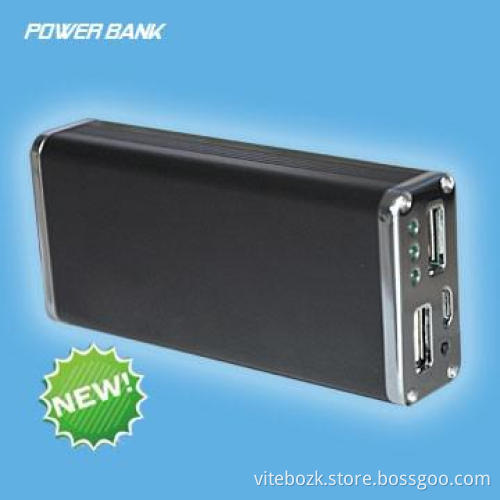portable battery charger 7000MAH